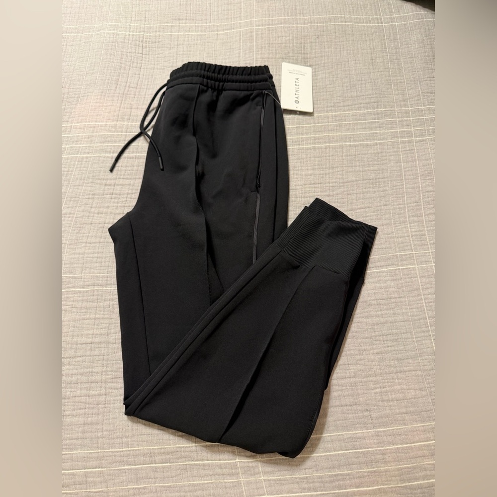 Athleta Endeavor Jogger NWT